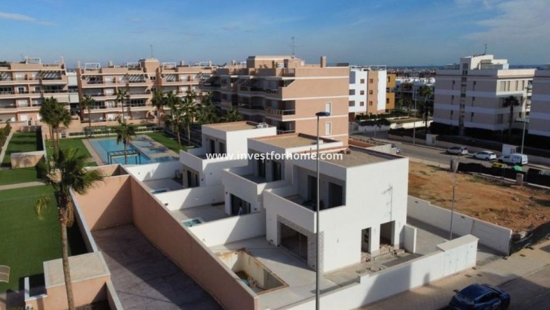 Verkoop - Villa - Orihuela Costa - Costa Blanca