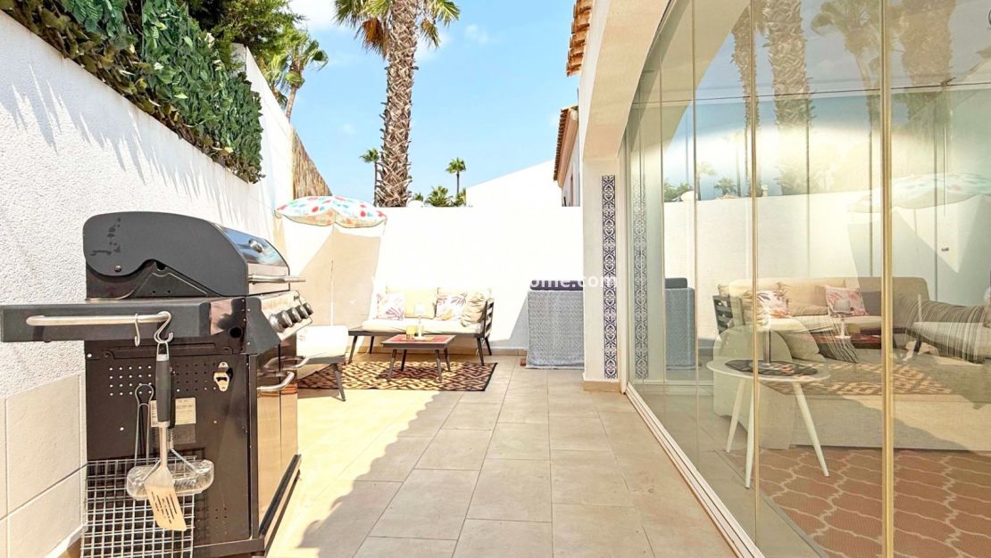 Verkoop - Villa - Orihuela Costa - Costa Blanca