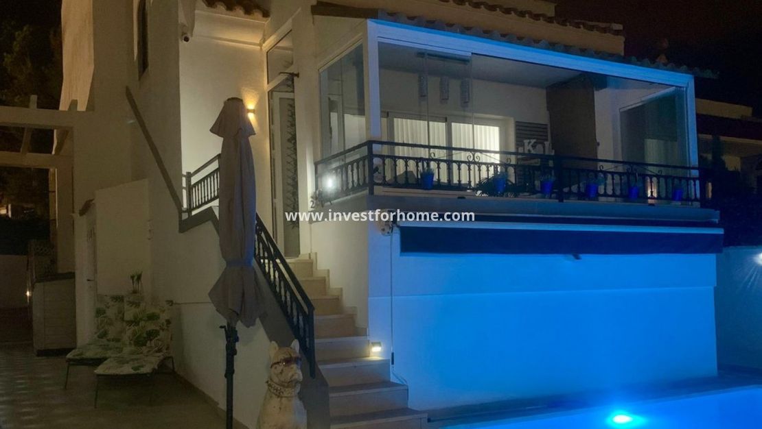 Verkoop - Villa - Orihuela Costa - Costa Blanca