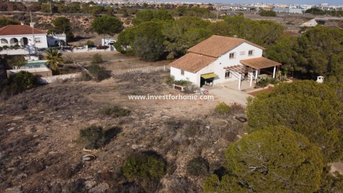 Verkoop - Villa - Orihuela Costa - Costa Blanca