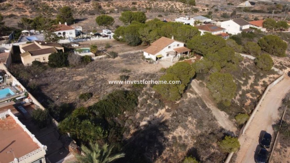 Verkoop - Villa - Orihuela Costa - Costa Blanca