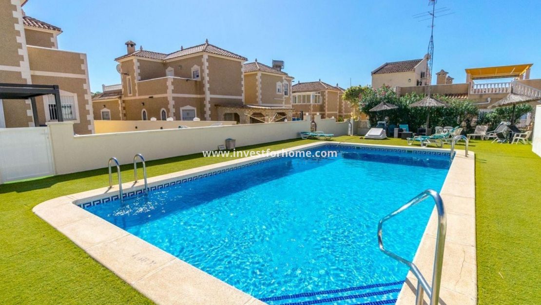 Verkoop - Villa - Orihuela Costa - Costa Blanca