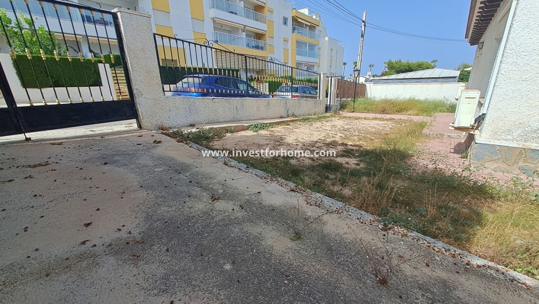 Verkoop - Villa - Orihuela Costa - Costa Blanca