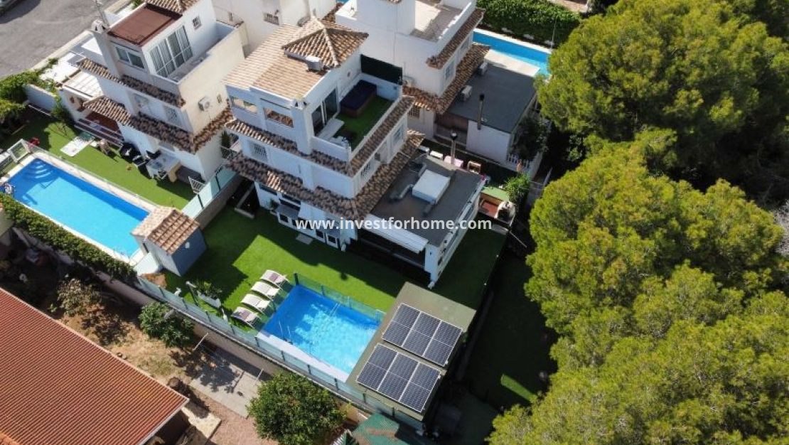 Verkoop - Villa - Orihuela Costa - Costa Blanca