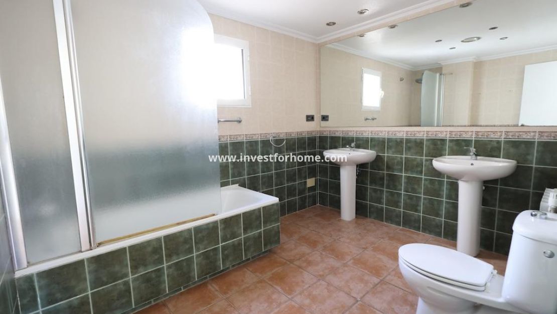 Verkoop - Villa - Orihuela Costa - Costa Blanca