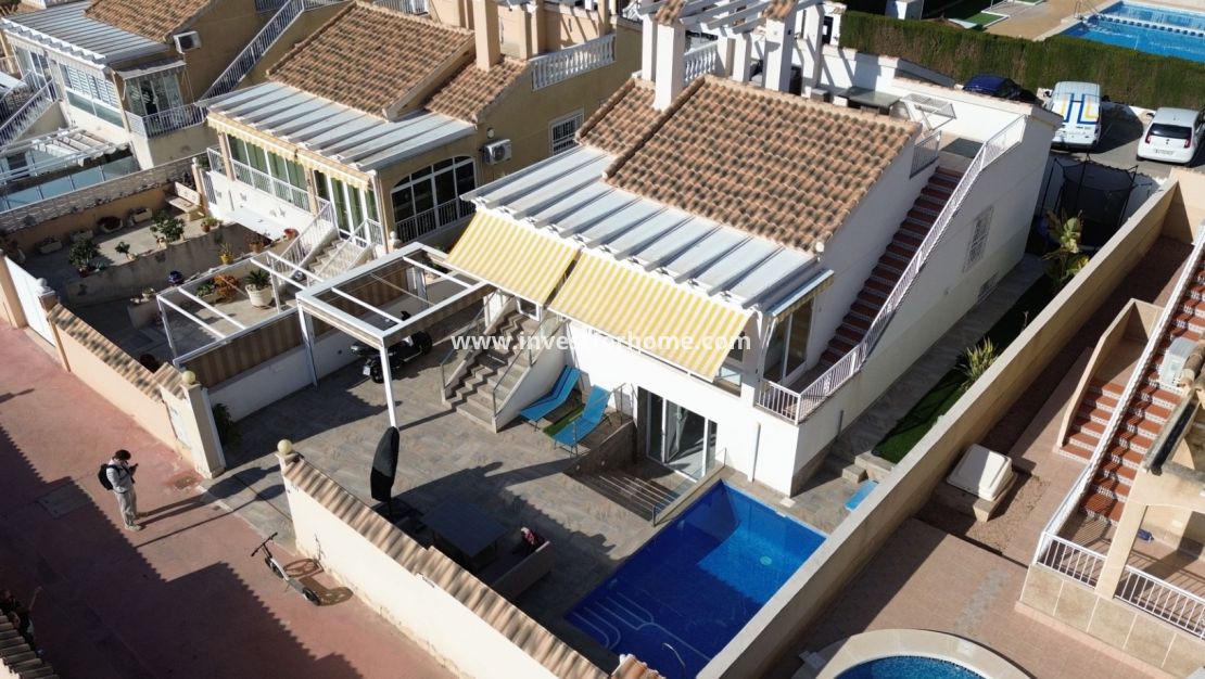 Verkoop - Villa - Orihuela Costa - Costa Blanca