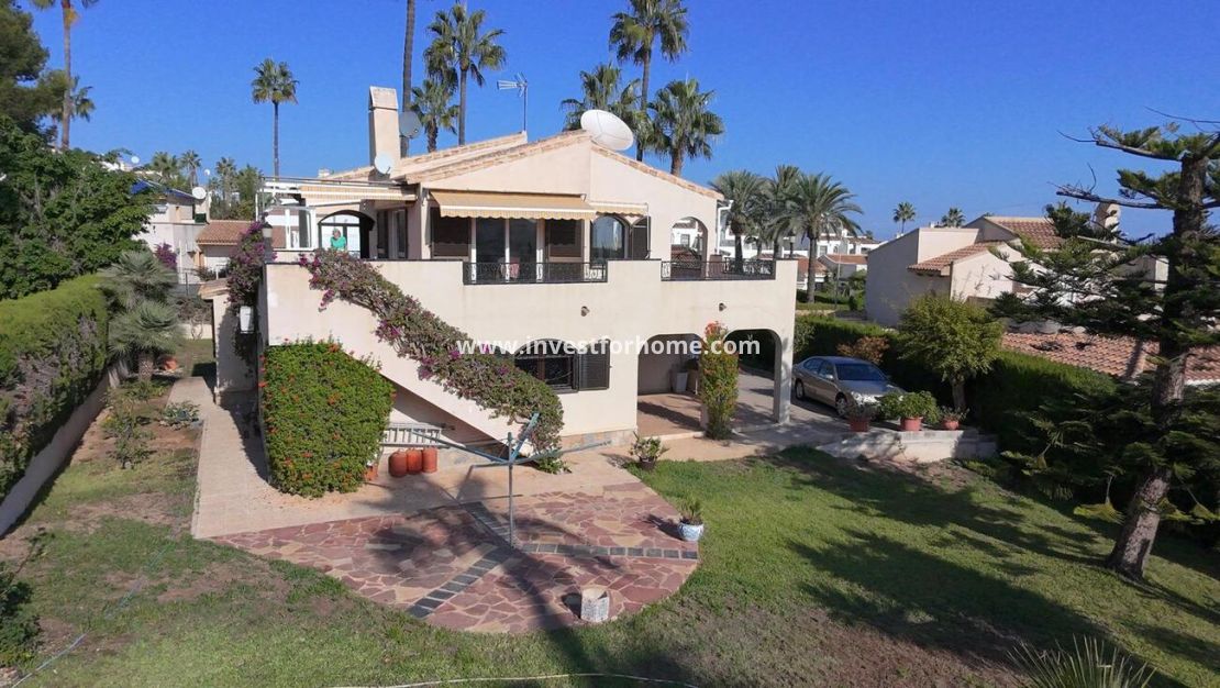 Verkoop - Villa - Orihuela Costa - Costa Blanca