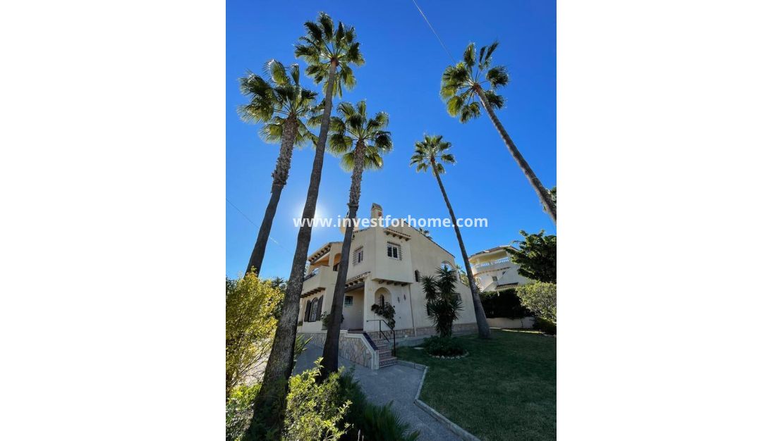 Verkoop - Villa - Orihuela Costa - Costa Blanca