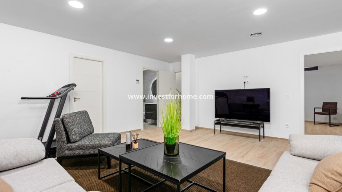 Verkoop - Villa - Orihuela Costa - Costa Blanca