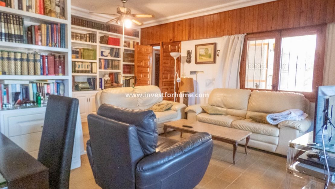 Verkoop - Villa - Orihuela Costa - Costa Blanca