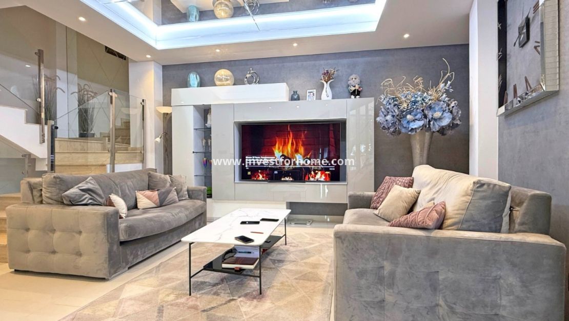 Verkoop - Villa - Orihuela Costa - Costa Blanca