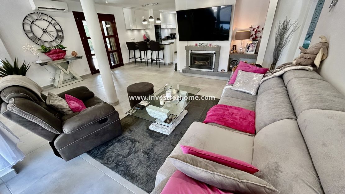 Verkoop - Villa - Orihuela Costa - Costa Blanca