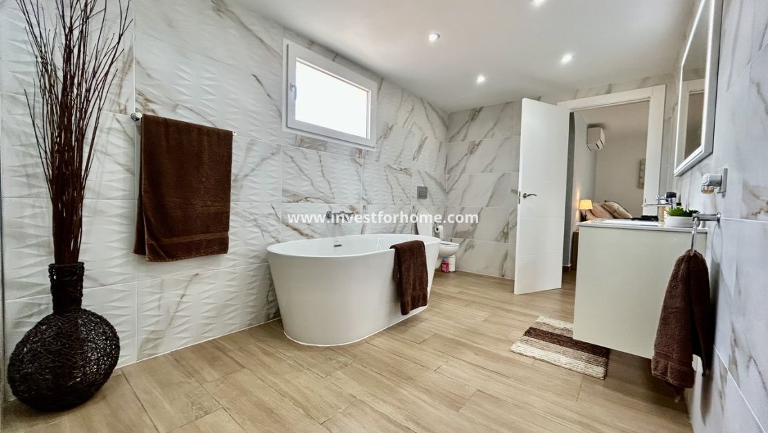 Verkoop - Villa - Orihuela Costa - Costa Blanca