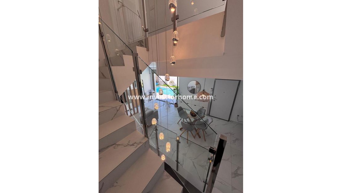 Verkoop - Villa - Orihuela Costa - Costa Blanca