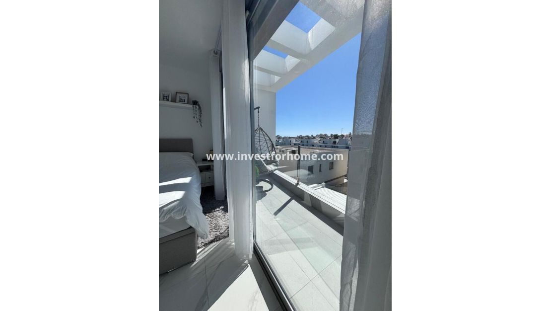 Verkoop - Villa - Orihuela Costa - Costa Blanca