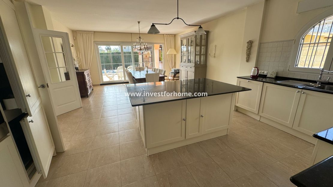 Verkoop - Villa - Orihuela Costa - Costa Blanca