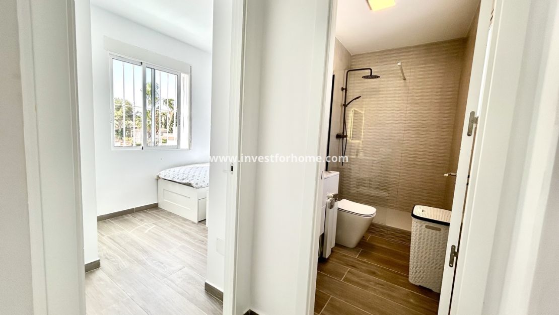 Verkoop - Villa - Orihuela Costa - Costa Blanca