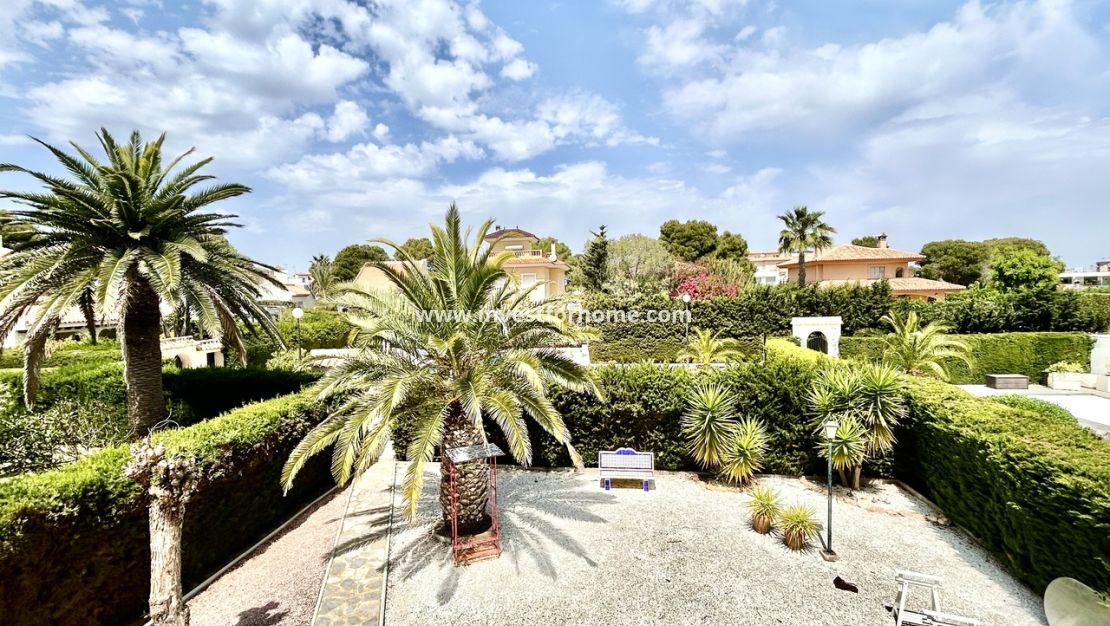 Verkoop - Villa - Orihuela Costa - Costa Blanca