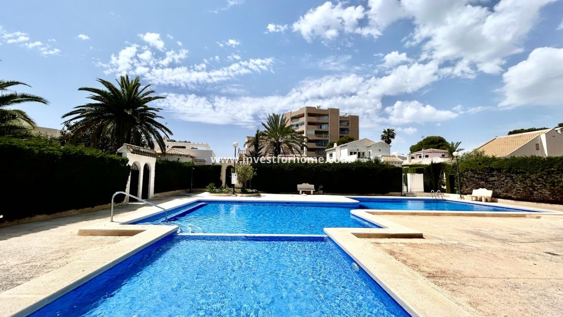 Verkoop - Villa - Orihuela Costa - Costa Blanca