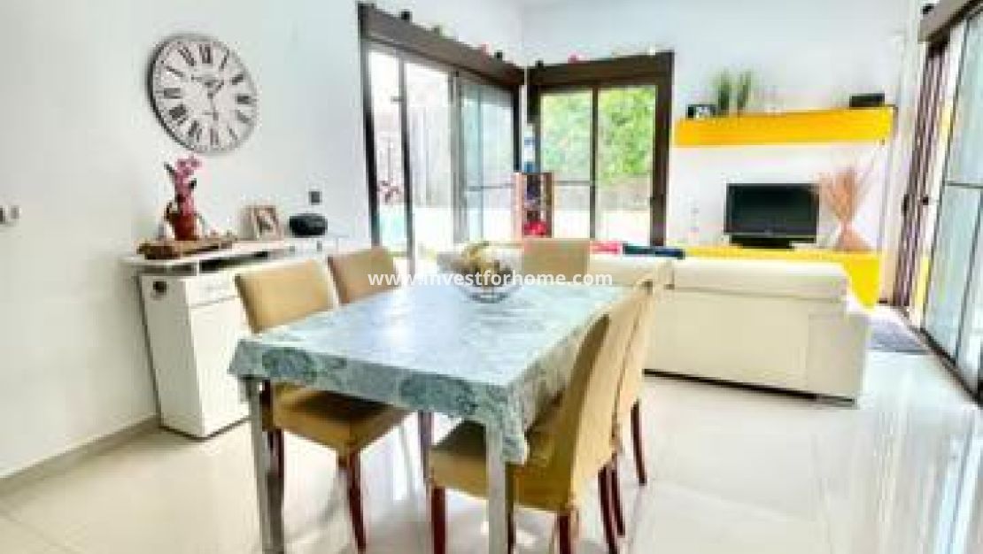 Verkoop - Villa - Orihuela Costa - Costa Blanca