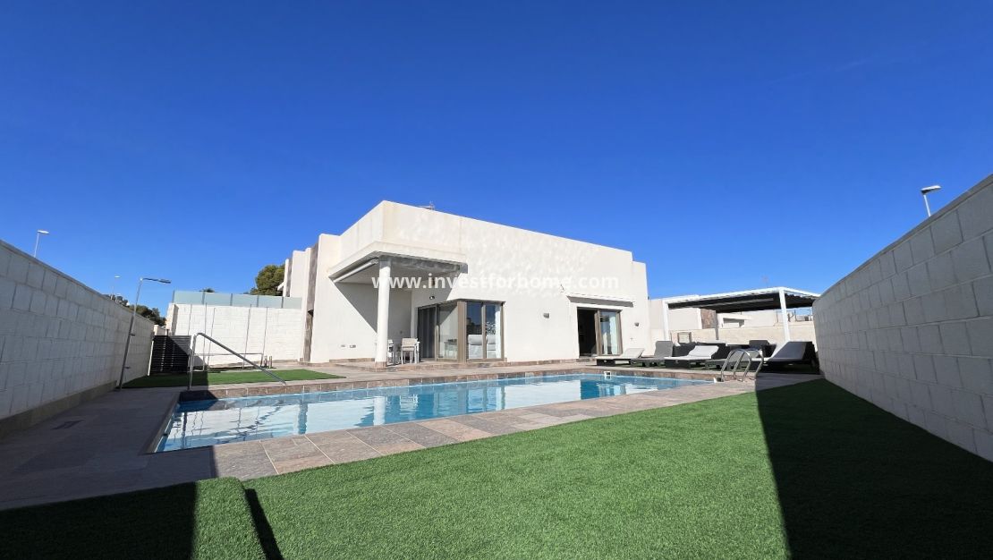 Verkoop - Villa - Orihuela Costa - Costa Blanca
