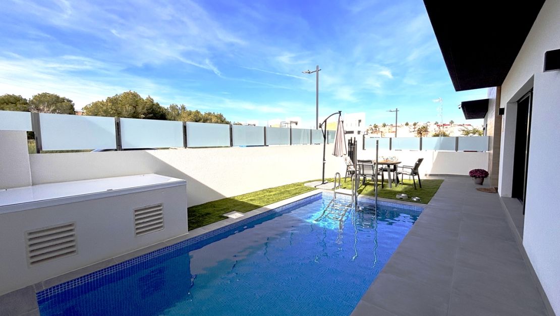 Verkoop - Villa - Orihuela Costa - Costa Blanca