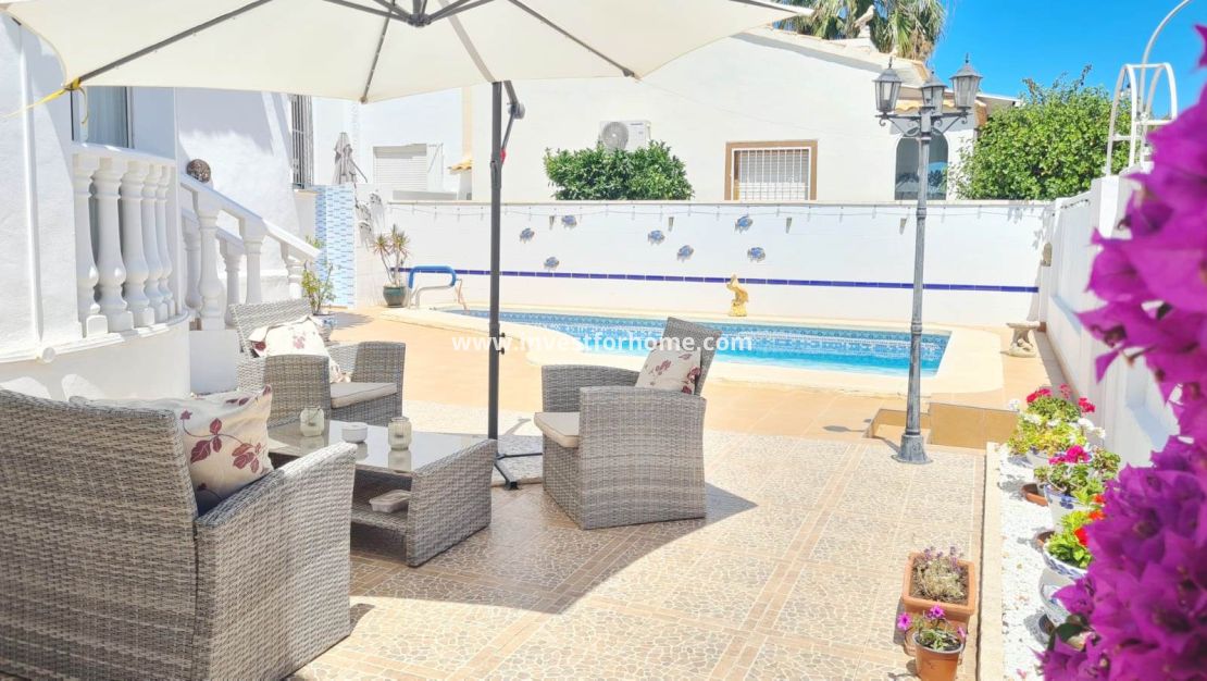 Verkoop - Villa - Orihuela Costa - Costa Blanca