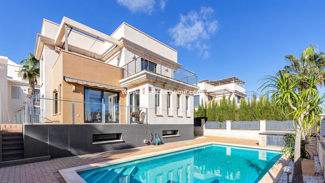 Verkoop - Villa - Orihuela Costa - Costa Blanca