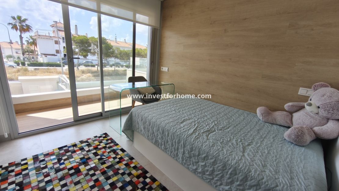Verkoop - Villa - Orihuela Costa - Costa Blanca