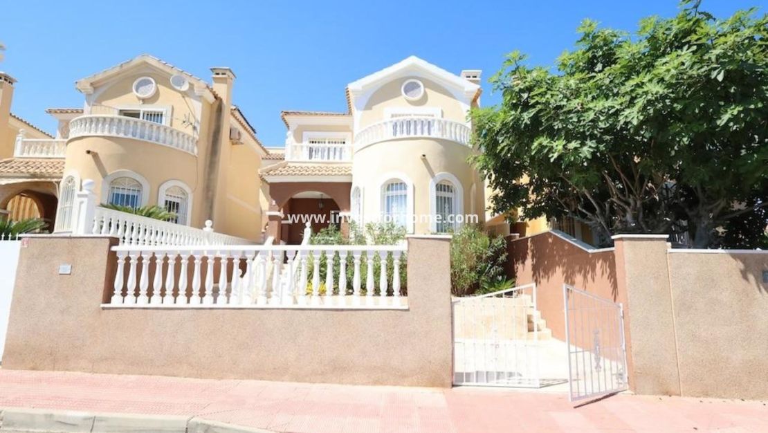 Verkoop - Villa - Orihuela Costa - Costa Blanca