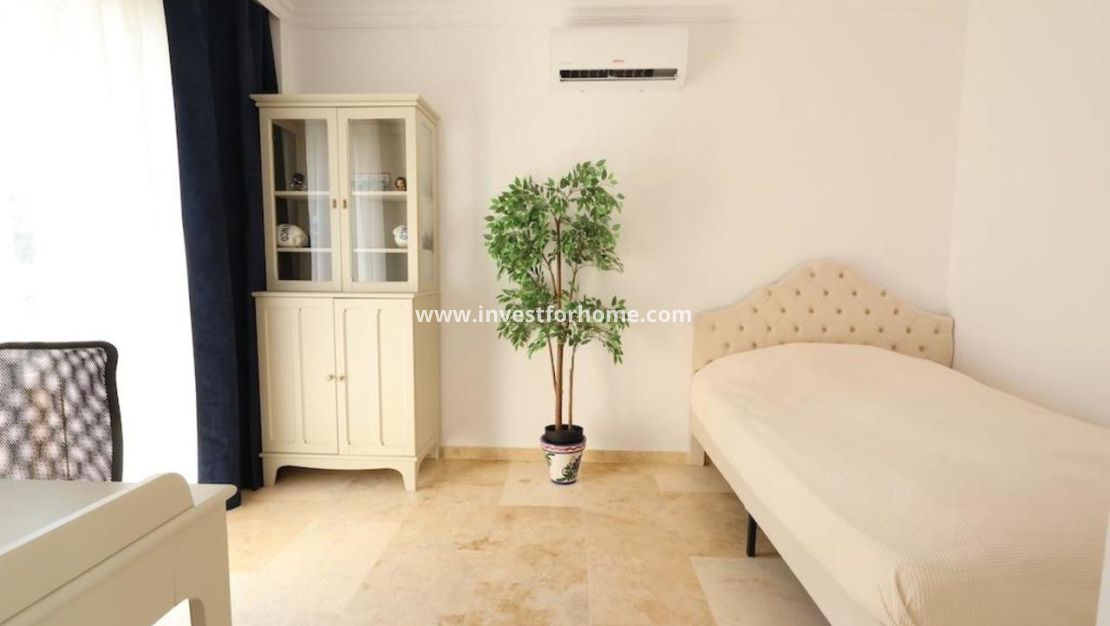 Verkoop - Villa - Orihuela Costa - Costa Blanca