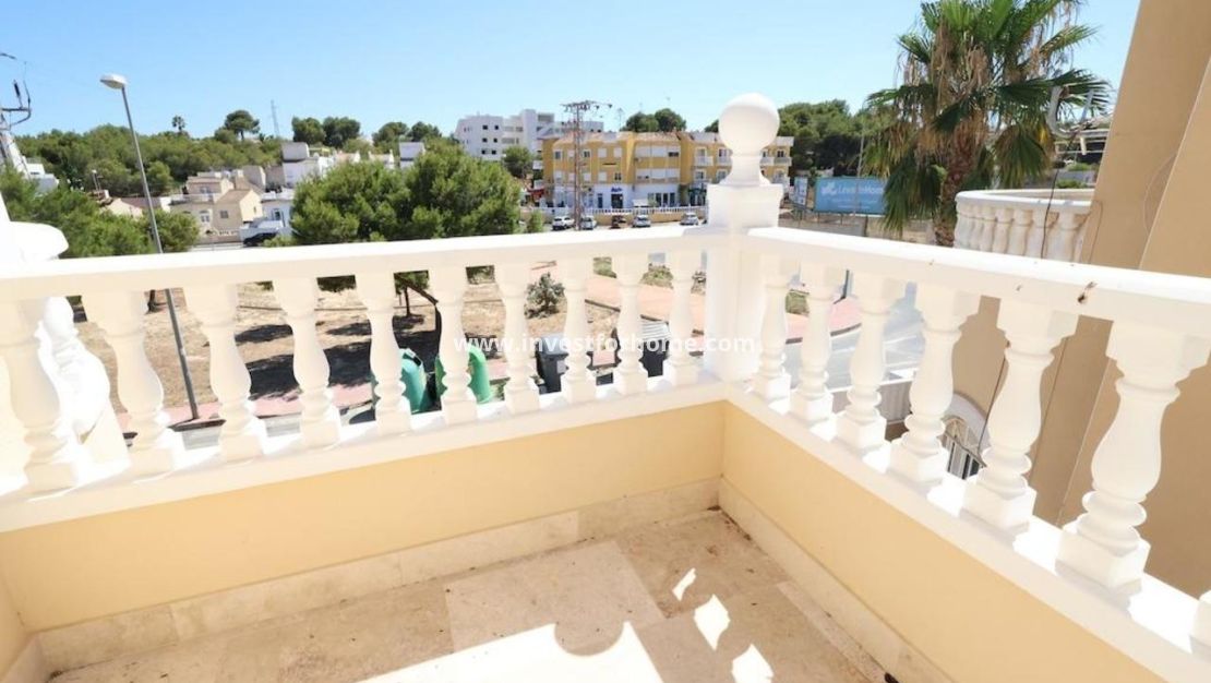 Verkoop - Villa - Orihuela Costa - Costa Blanca