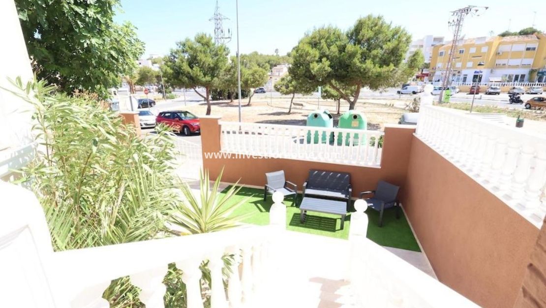 Verkoop - Villa - Orihuela Costa - Costa Blanca