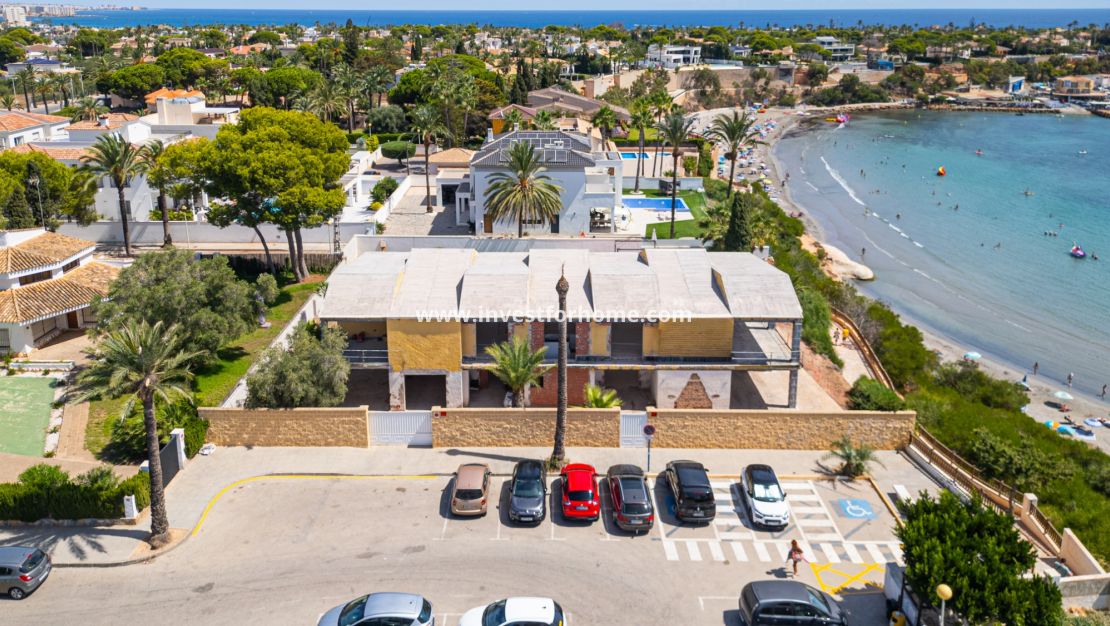 Verkoop - Villa - Orihuela Costa - Costa Blanca