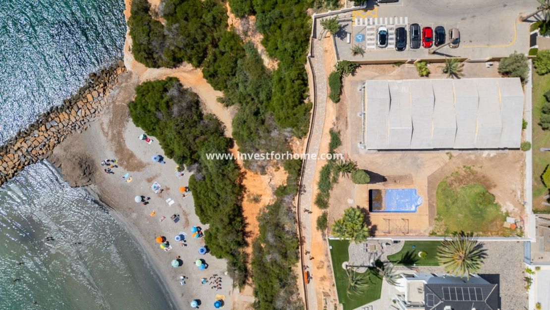 Verkoop - Villa - Orihuela Costa - Costa Blanca