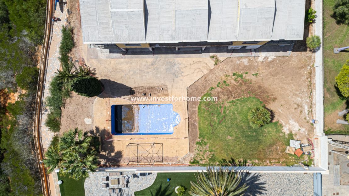 Verkoop - Villa - Orihuela Costa - Costa Blanca