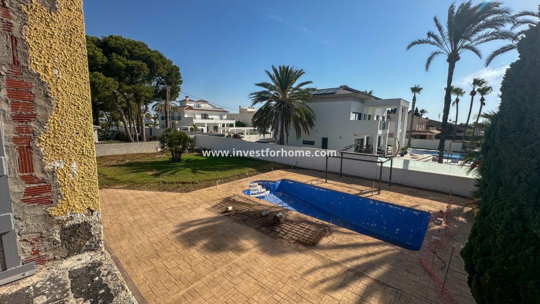 Verkoop - Villa - Orihuela Costa - Costa Blanca