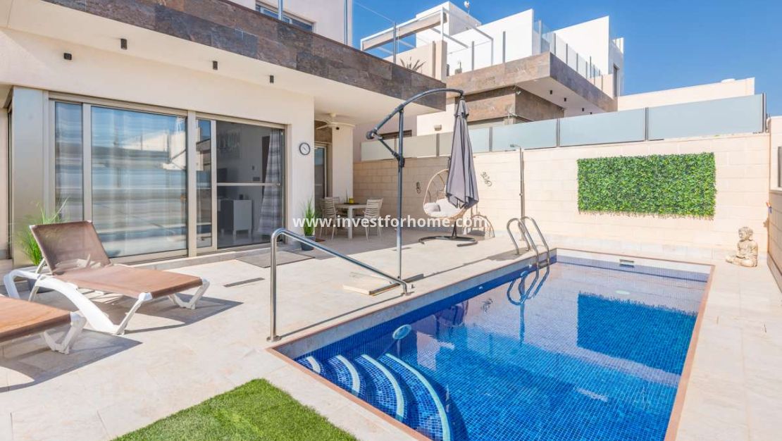 Verkoop - Villa - Orihuela Costa - Costa Blanca