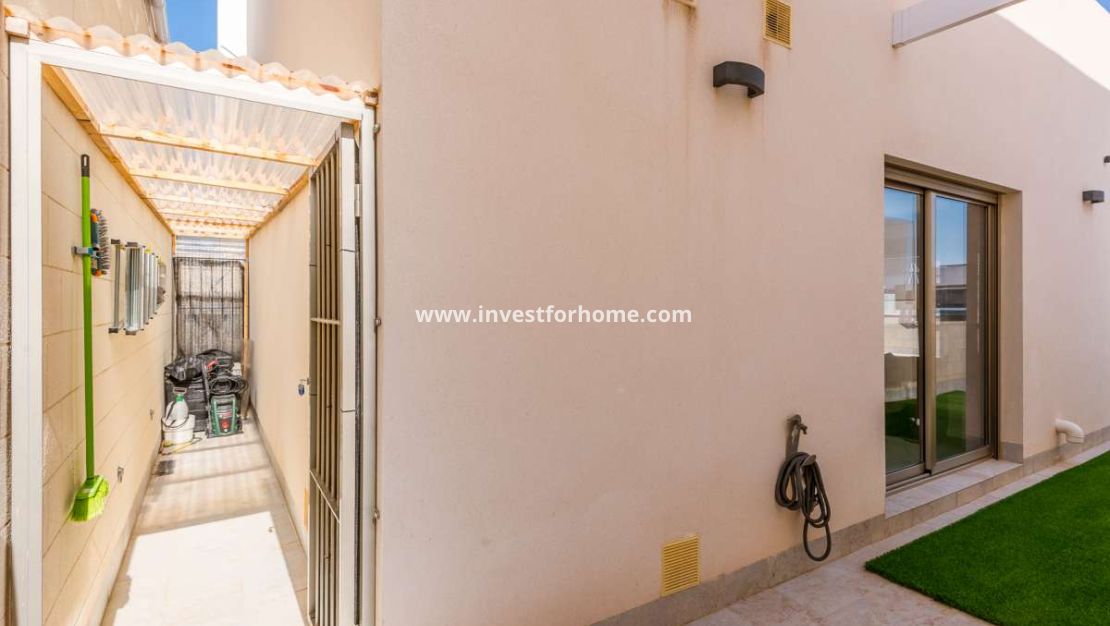 Verkoop - Villa - Orihuela Costa - Costa Blanca