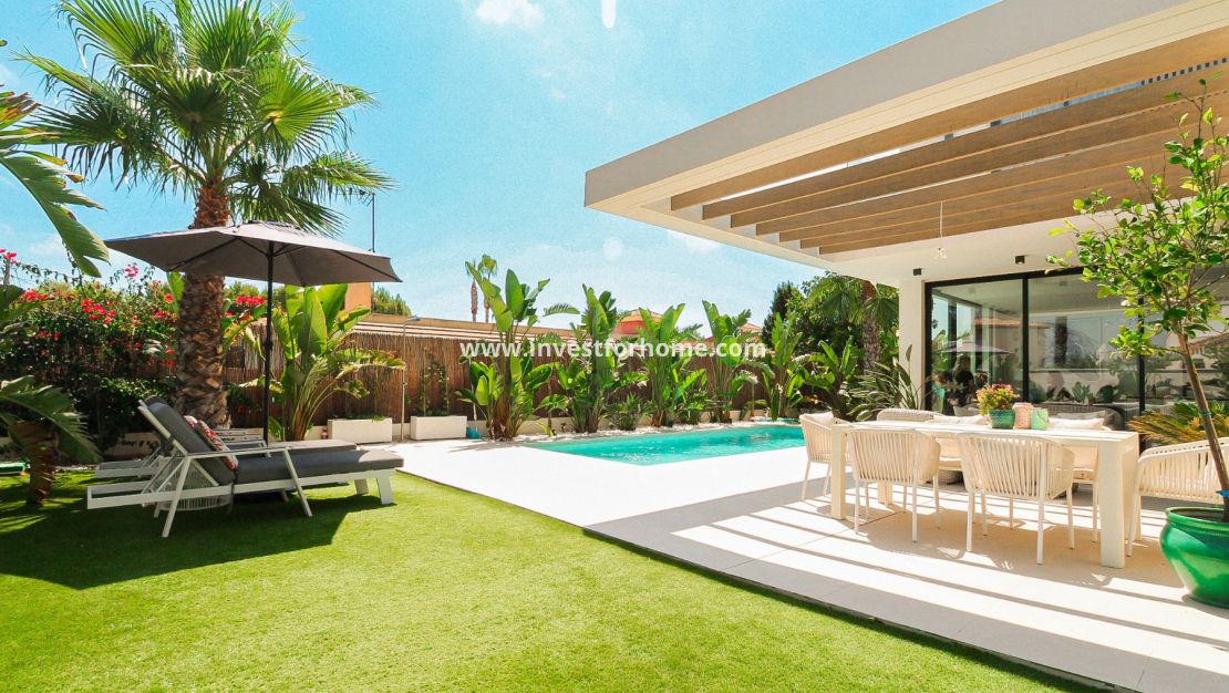 Verkoop - Villa - Orihuela Costa - Costa Blanca