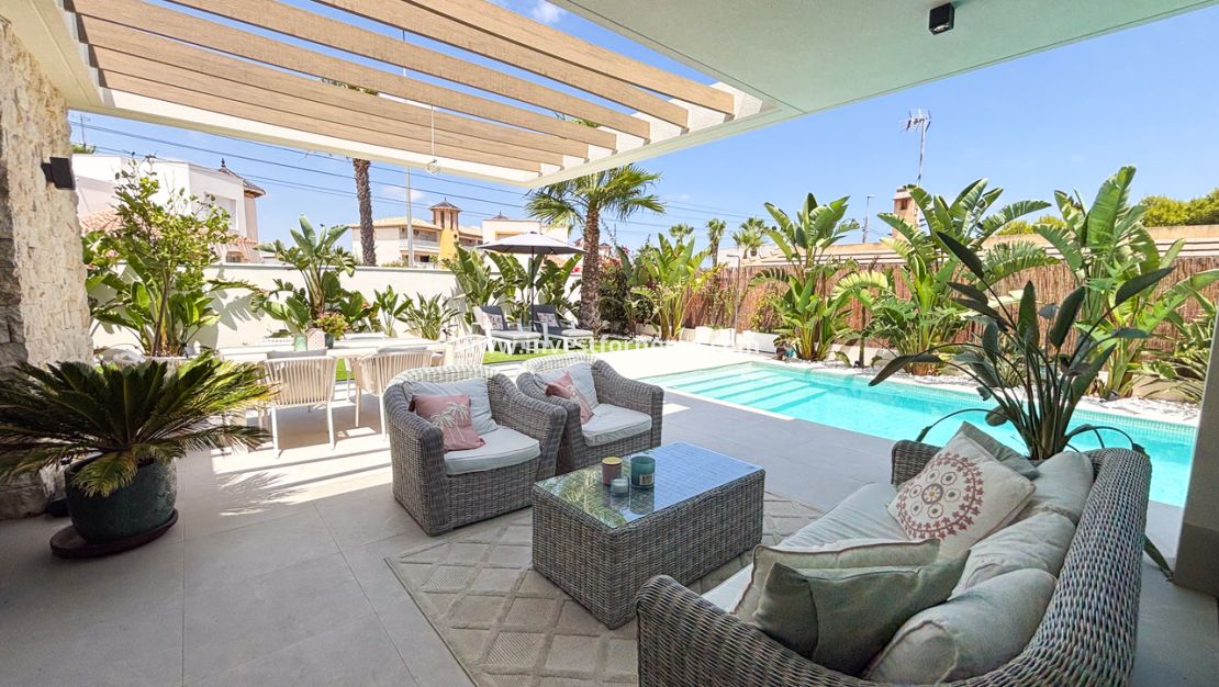 Verkoop - Villa - Orihuela Costa - Costa Blanca