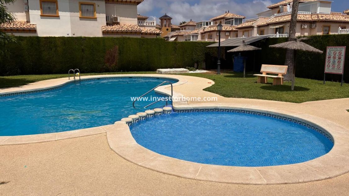 Verkoop - Villa - Orihuela Costa - Costa Blanca