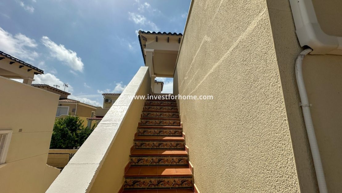 Verkoop - Villa - Orihuela Costa - Costa Blanca