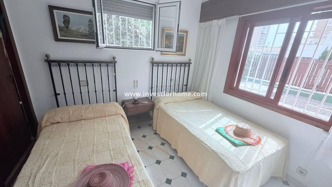 Verkoop - Villa - Orihuela Costa - Dehesa De Campoamor