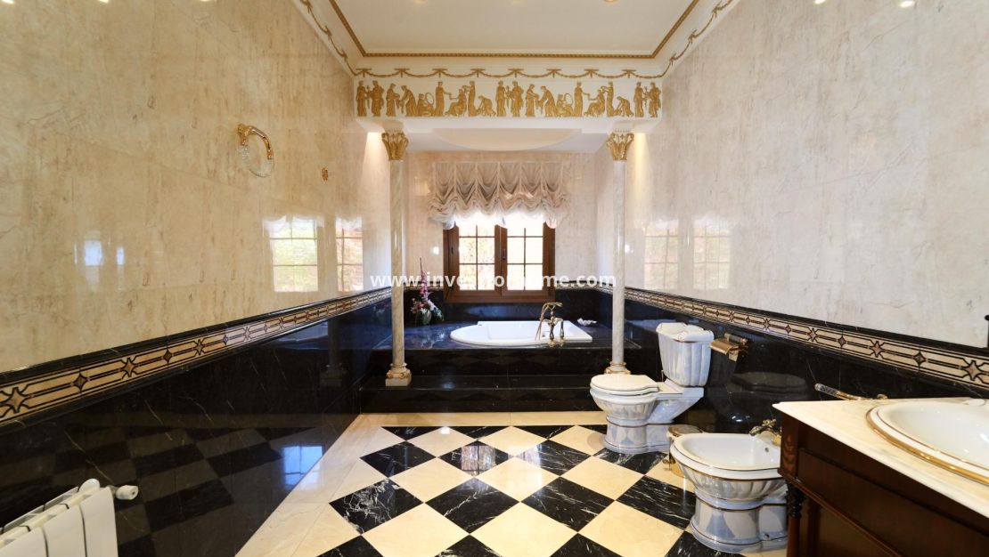 Verkoop - Villa - Orihuela Costa - Dehesa De Campoamor