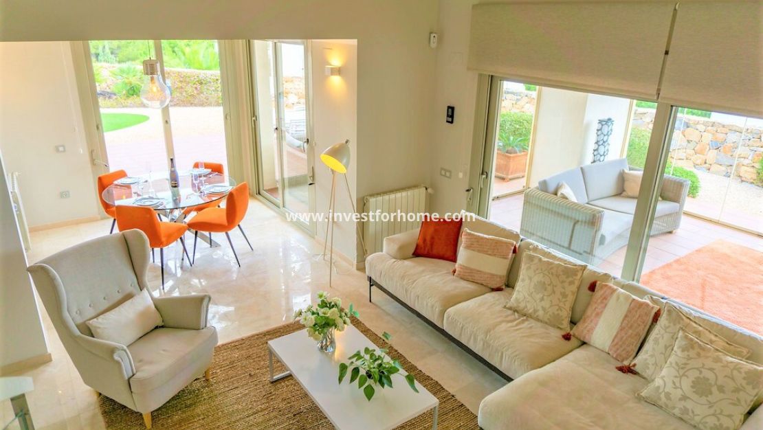 Verkoop - Villa - Orihuela Costa - Inland