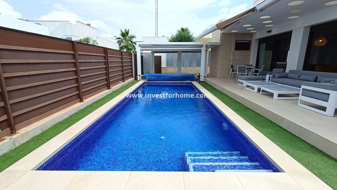 Verkoop - Villa - Orihuela Costa - Inland