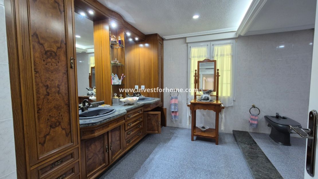 Verkoop - Villa - Orihuela Costa - Inland