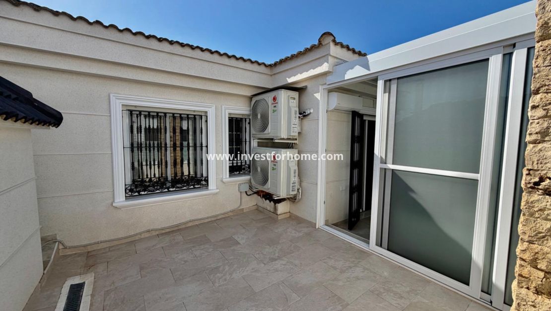 Verkoop - Villa - Orihuela Costa - La Zenia