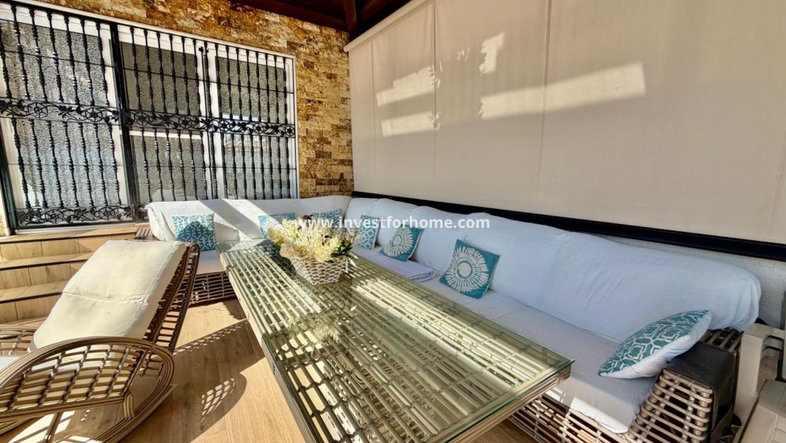 Verkoop - Villa - Orihuela Costa - La Zenia